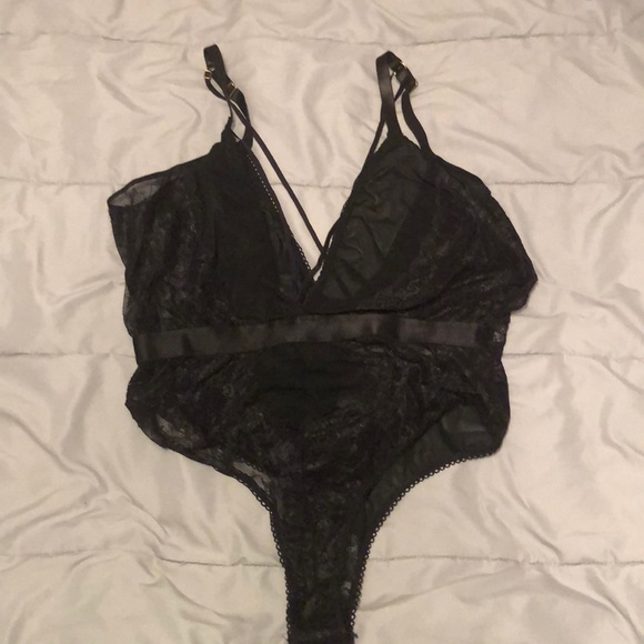 Sheer Body suit - Picture 1 of 4